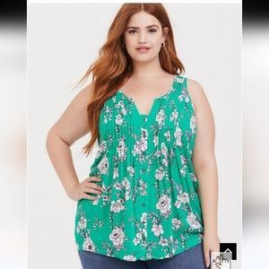 Torrid Womens Plus GreenTextured Woven Pintuck Front Tank, Size 2X